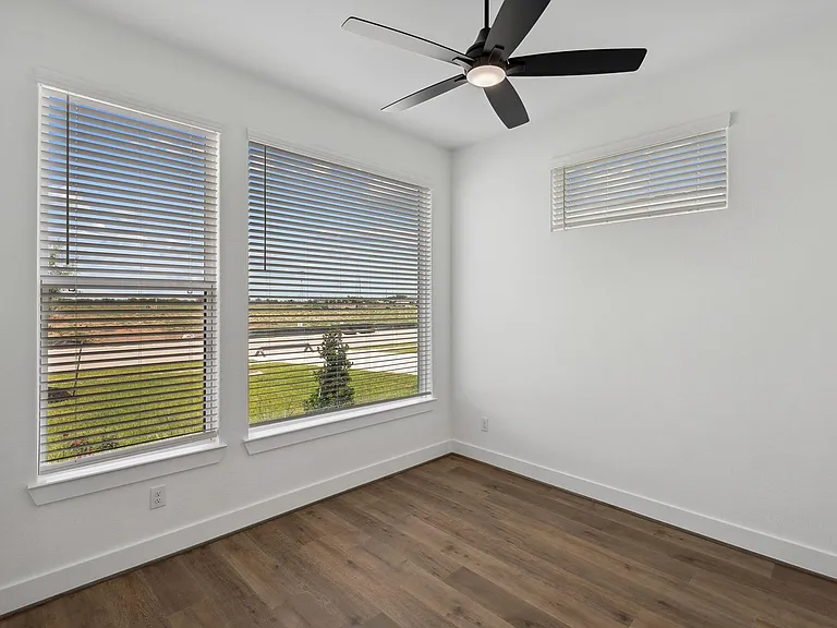 1820 Drover Ln — Photo 15