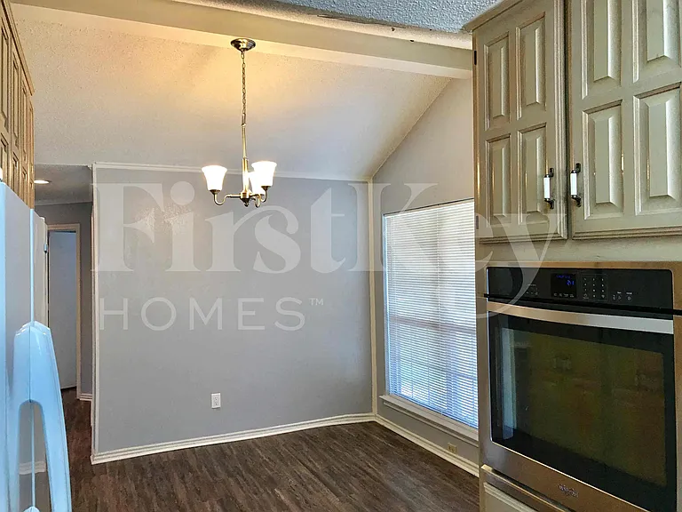 5302 Deep Canyon Dr — Photo 12