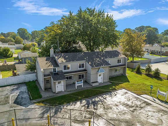 3rd image of 26324 Harper Ave #16479210