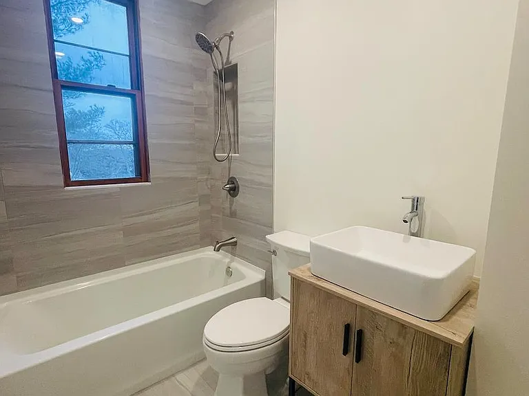 141 Cypress St — Photo 22