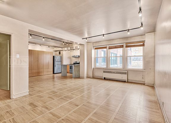 4th image of 4900 N Marine Dr APT 602