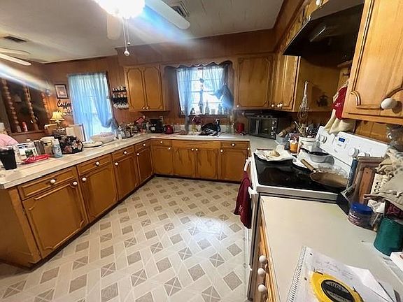 3rd image of 351 Browns Bend Rd