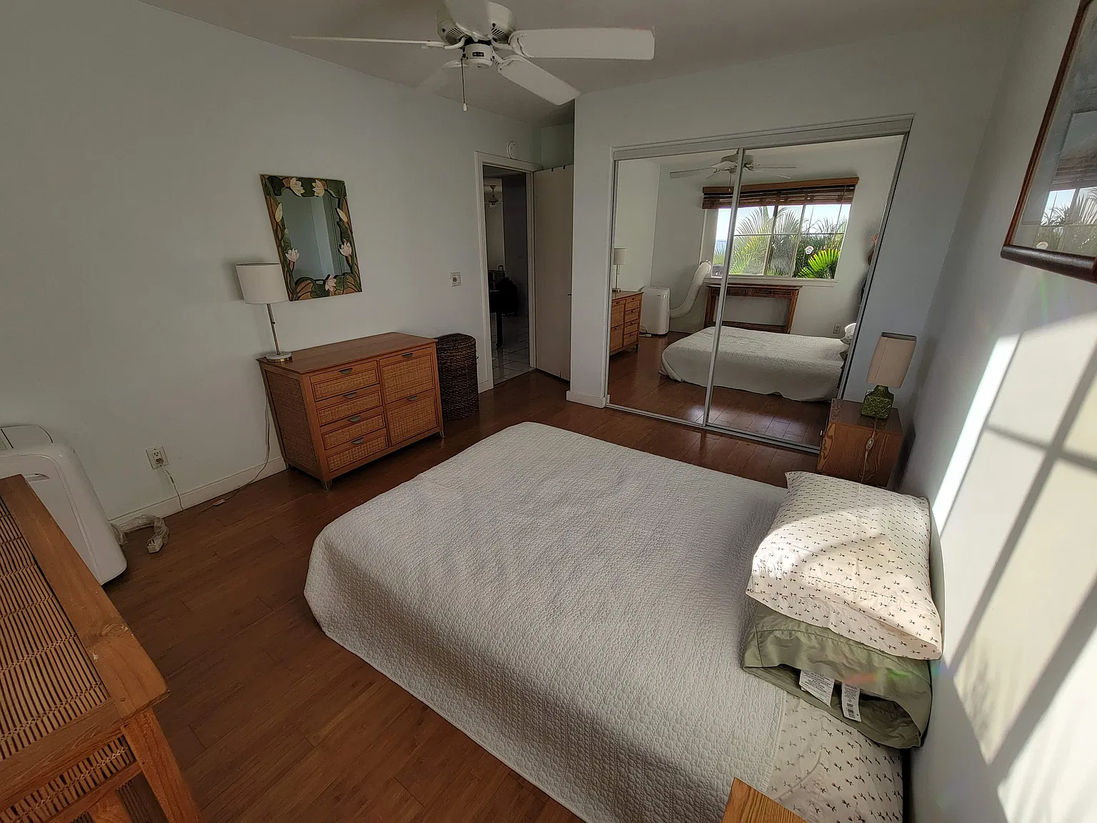 2 bed, 700 sqft, $2,850 — Photo 2
