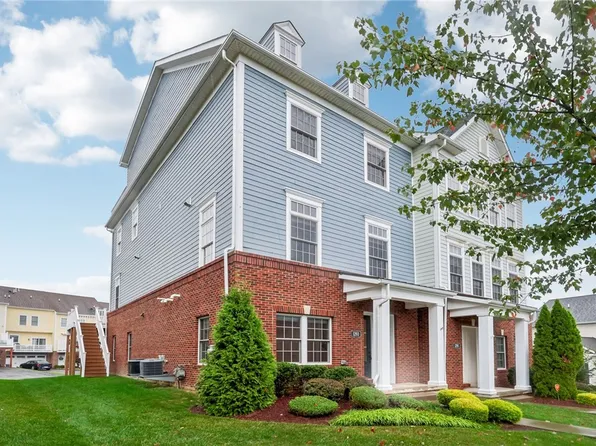 1293 Newbury Highland, Bridgeville, PA 15017