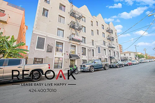 425427 S Grand View St Photo 1 425427 S Grand View St Photo 1