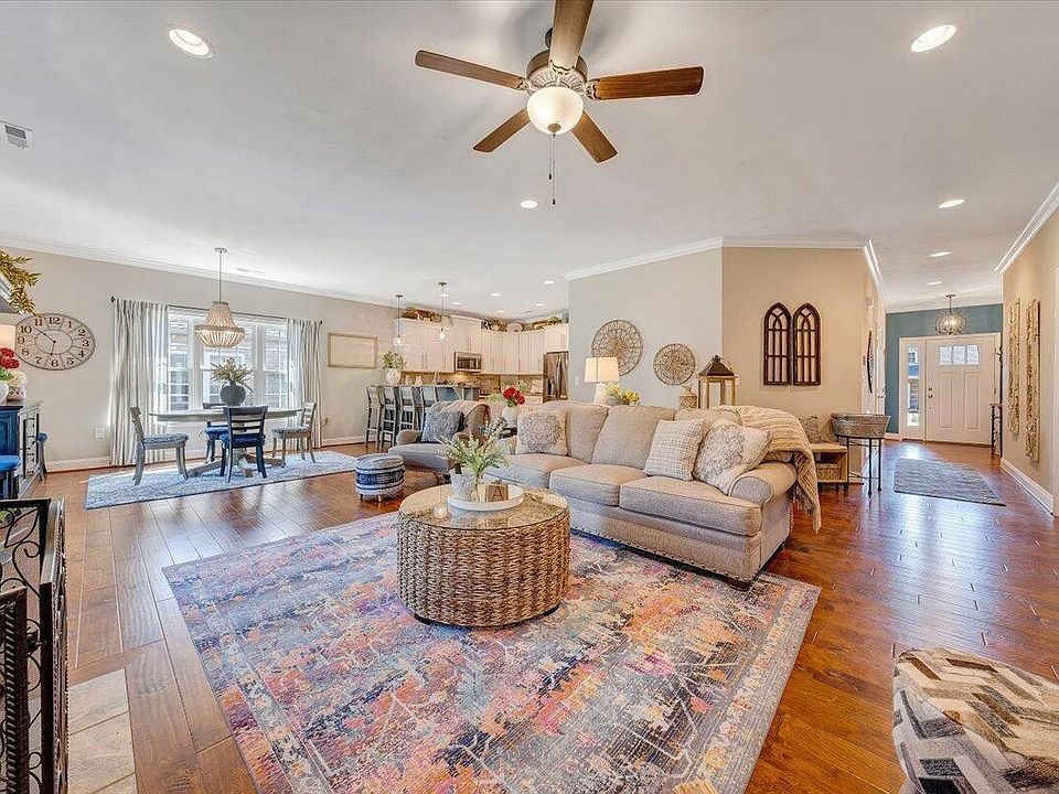 159 N Oaks Dr, Salem, VA 24153 Zillow