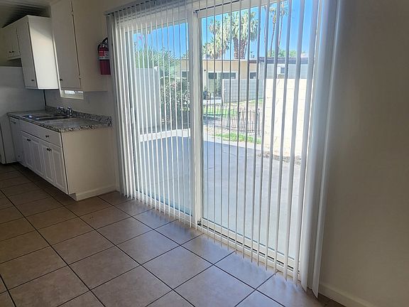 5th image of 70033 Mirage Cove Dr Unit 6