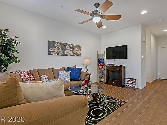 4th image of 748 Florence Isle Ave
