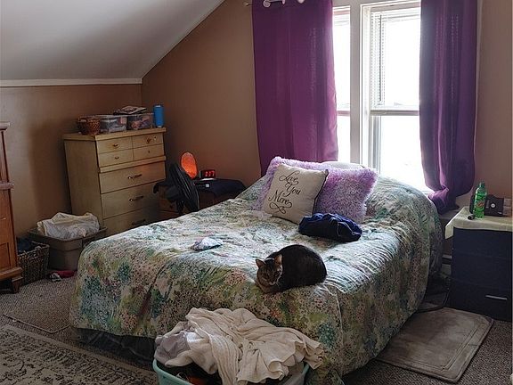 3rd image of 43 Laverack Ave