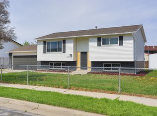 1950 W Zachary Dr N, Salt Lake City, UT 84116