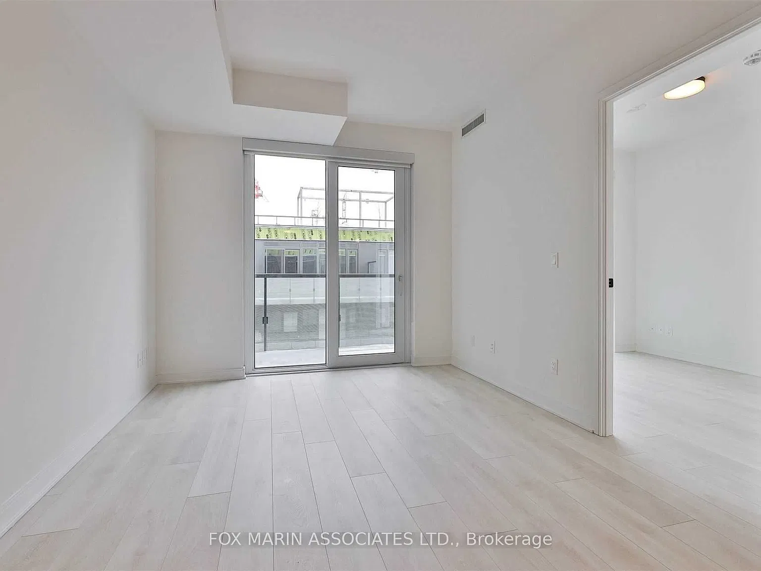 Canary Commons — Photo 4