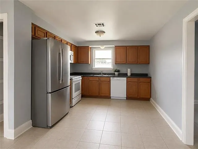 2400 Artillery Dr — Photo 4