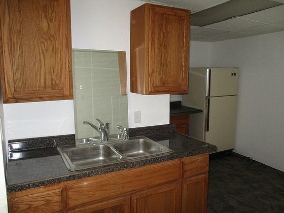 4th image of 338 S 5th St
