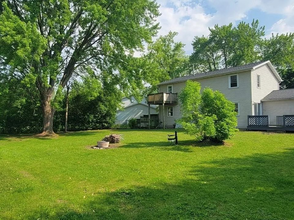 2nd image of 451 N Saint Bernard Dr