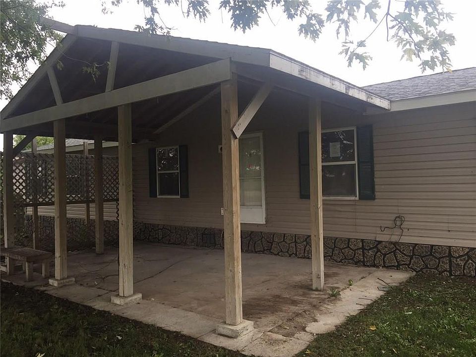 1st image of 101 Holmes Dr