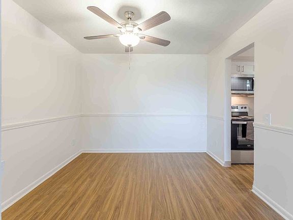 5th image of 32 Portland Pkwy #23-2
