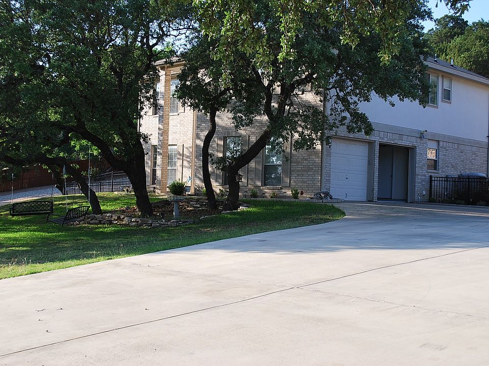 2nd image of 3066 Colorado Dr