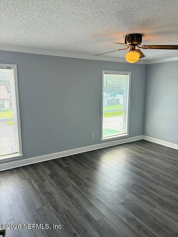 2 bed, 1.5 bath, 1152 sqft, $1,300 — Photo 2