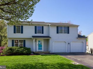 722 Saint Johns Pl, Dallastown, PA 17313