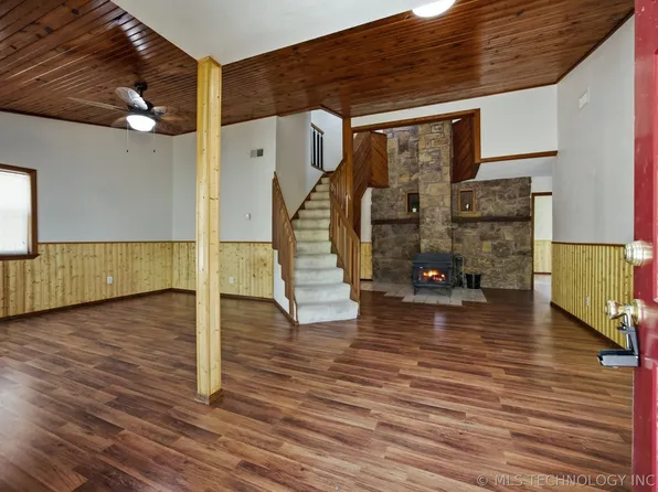 206 Alder Way, Tahlequah, OK 74464
