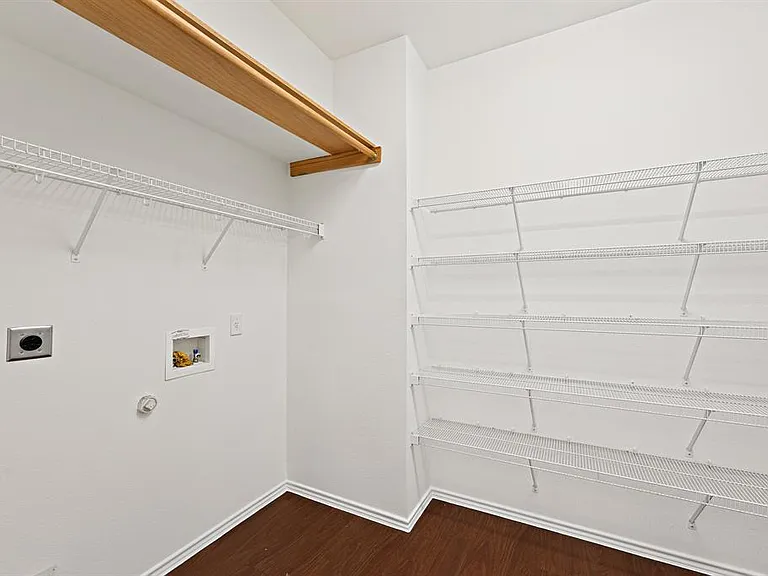 3477 Flowstone Ln — Photo 29