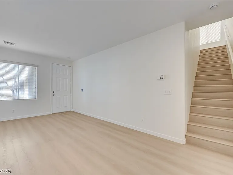 5389 Encino Springs Ave — Photo 6