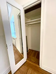 Rented by R New York