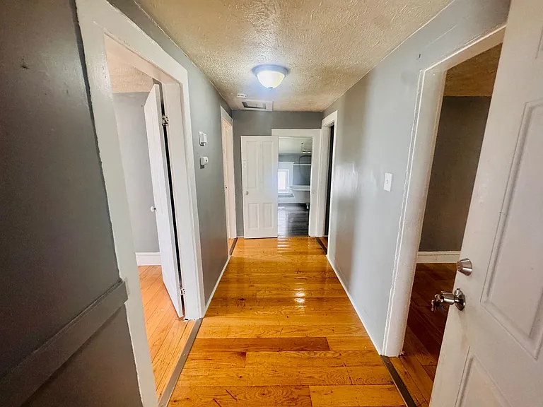 7209 Park Ave — Photo 35