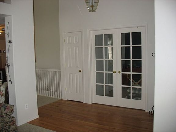 Offfice/3rd Bedroom