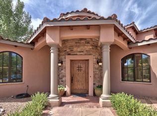 2508 Villa Doro Way NW, Albuquerque, NM 87104