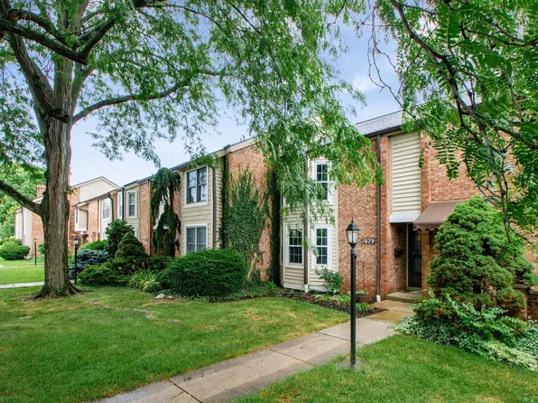 1679 Saint Albans Ct #2279, Columbus, OH 43220