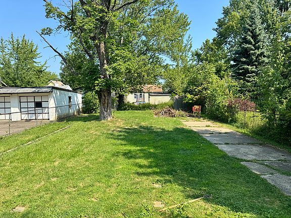 3rd image of 13114 Kirton Ave