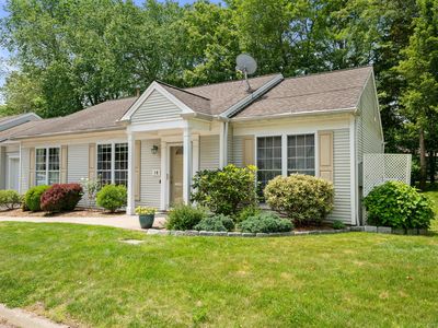 18 Beechwood Drive, Waterford, CT, 06385