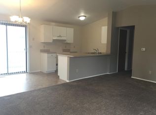 8320 Schoolgate Dr, Dayton, OH 45424