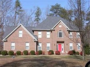 6309 Wescott Dr, Summerfield, NC 27358