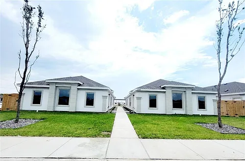 5805 Swallow Ave #3 Photo 1