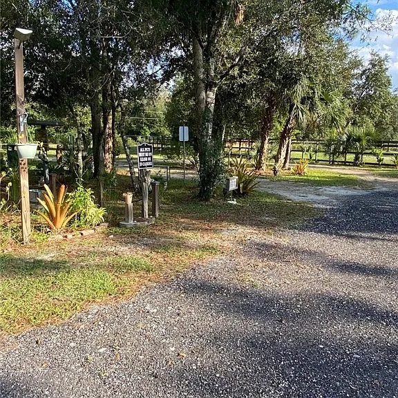 430 S Lindero St — Photo 4