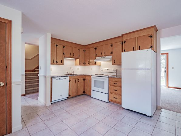 23 Indian Ridge Rd #C