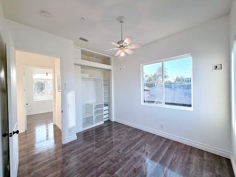 19462 Harding Ln — Photo 23