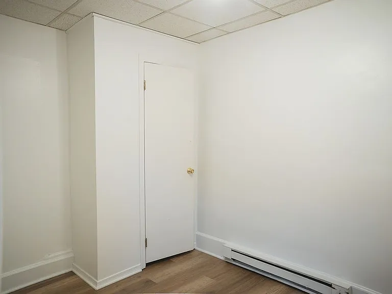 415 Wyandotte Street — Photo 10