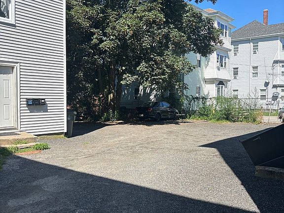 3rd image of 185 Covel St