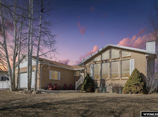 104 Evans Ln, Evanston, WY 82930