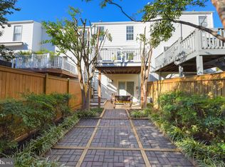 403 E Nelson Ave, Alexandria, VA 22301
