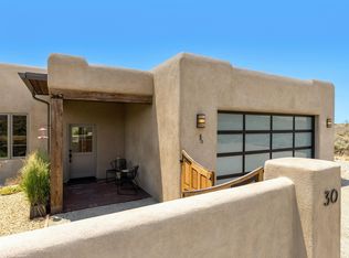 30 Gavilan, El Prado, NM 87529-0000