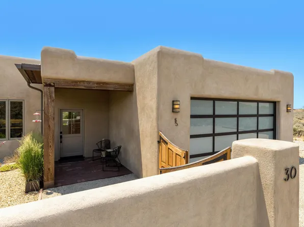 30 Gavilan, El Prado, NM 87529-0000