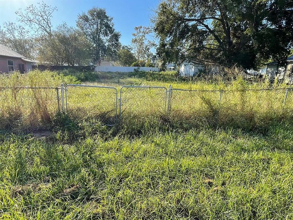 1st image of 0 PALMETTO AVE. SE LOT 2