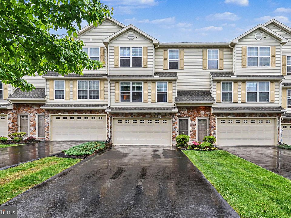 1st image of 158 Mapleton Blvd