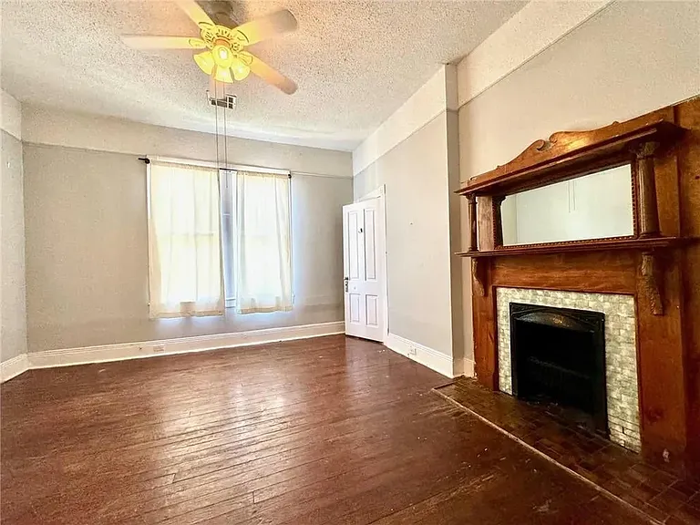 5939 Freret St #1 — Photo 4