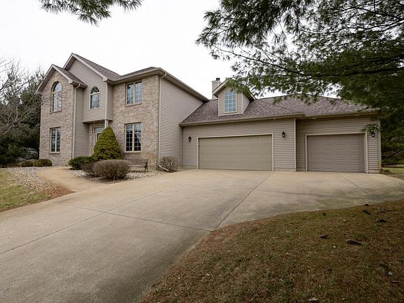 3rd image of 7889 Finnagen Dr