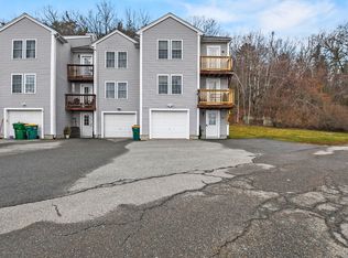 30 W Meadow Estates Dr UNIT 30, West Townsend, MA 01474